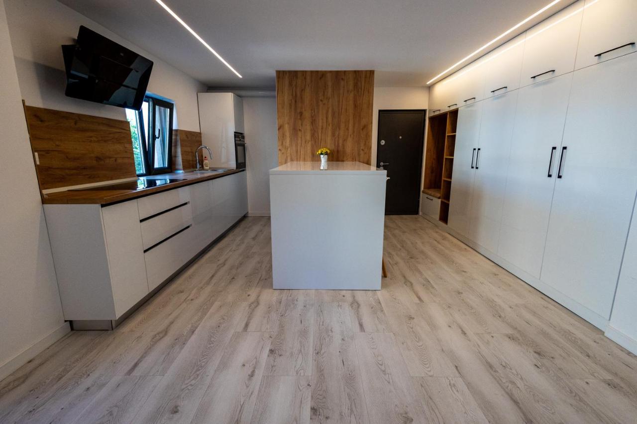 Modern Premium Apartment 1 特尔戈维什泰 外观 照片